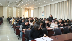 食物出产企业担任人和平安办理人员参会